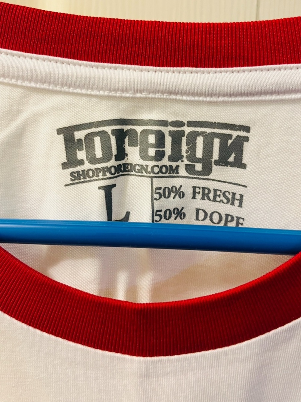 Foreign NWOT White Short-Sleeve Tee Retro - Picture 5 of 5